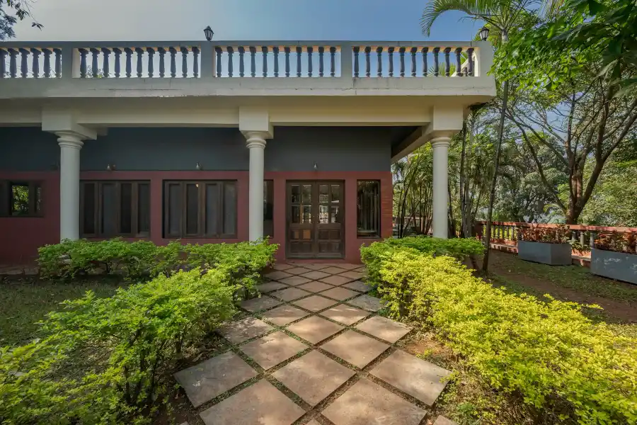 SaffronStays Hillcrest, Panchgani