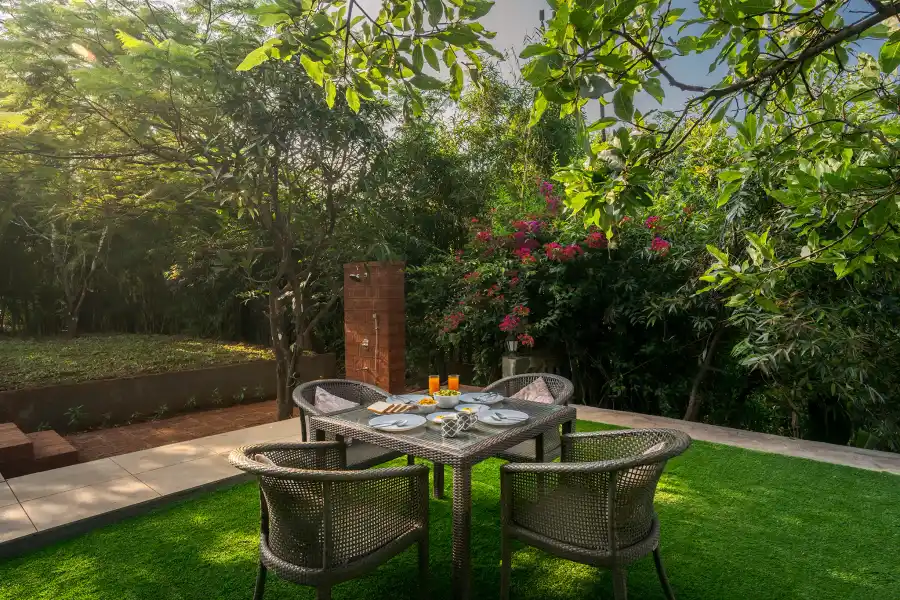 SaffronStays Hillcrest, Panchgani