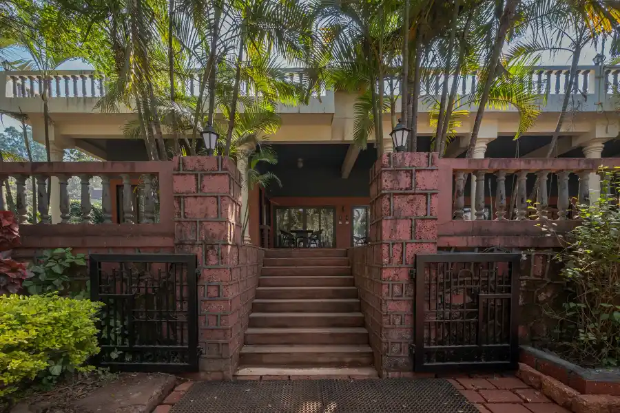SaffronStays Hillcrest, Panchgani