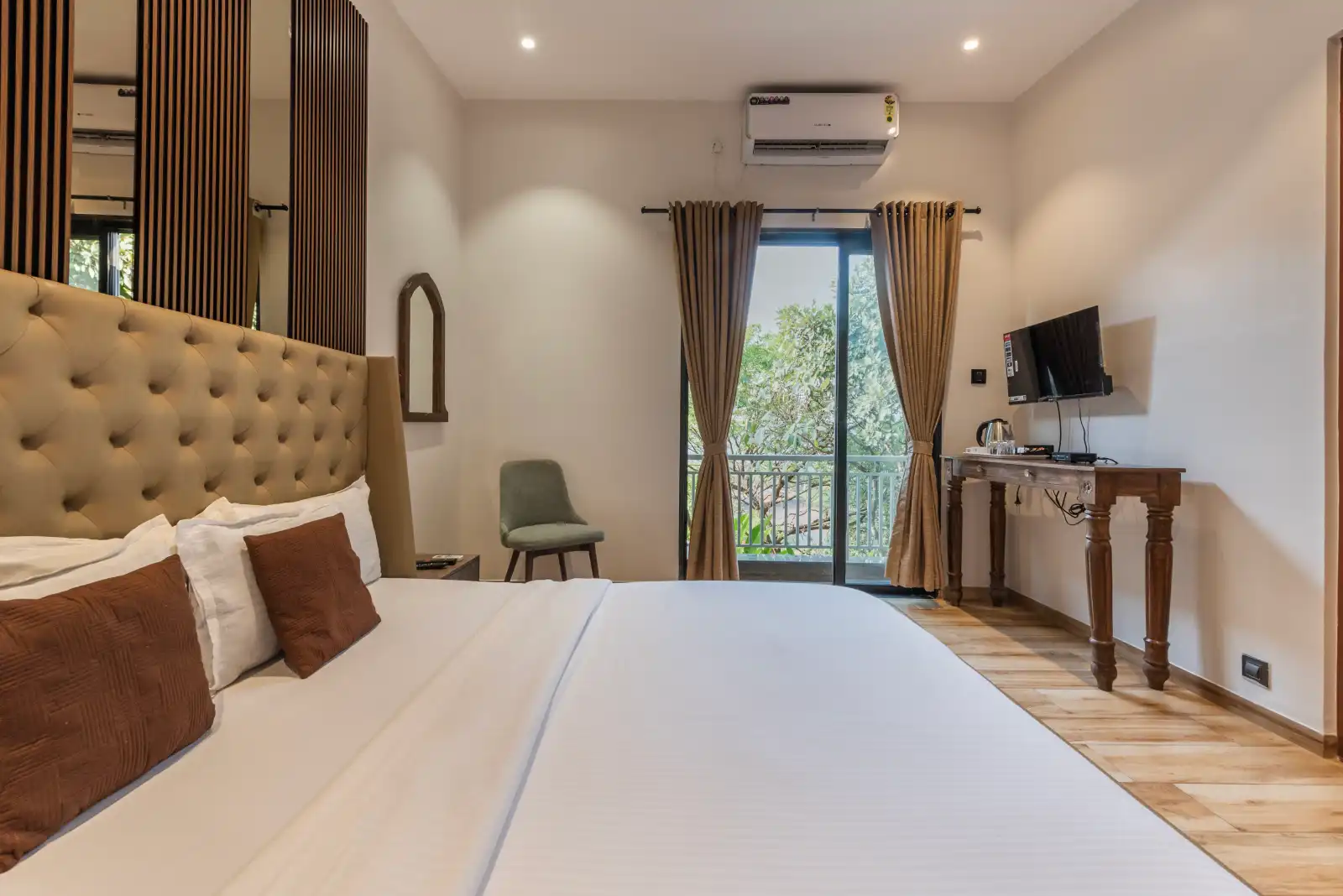 SaffronStays Hillside Harriers, Lonavala