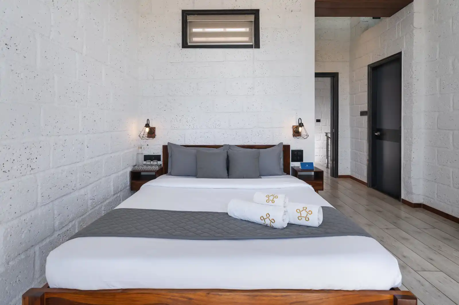 SaffronStays Hobbes, Lonavala