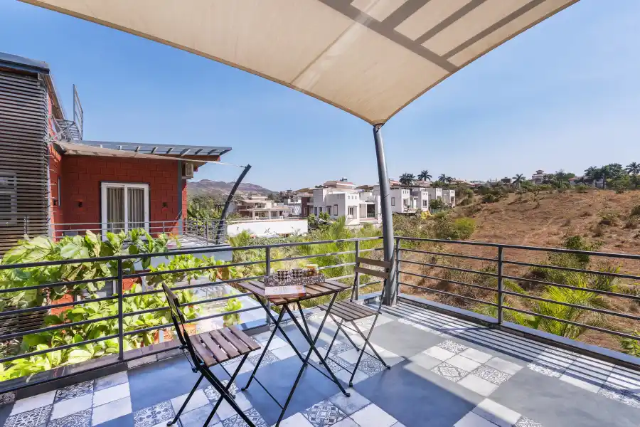 SaffronStays Hobbes, Lonavala