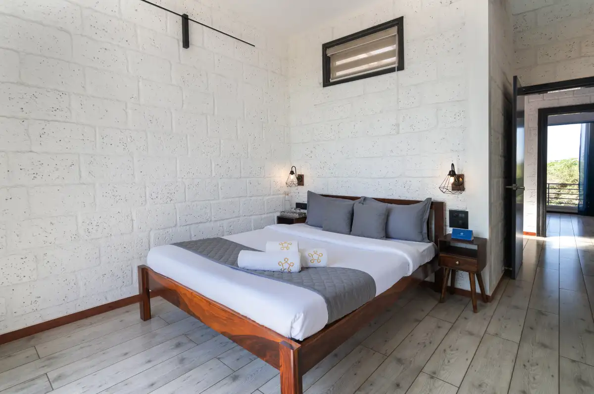 SaffronStays Hobbes, Lonavala