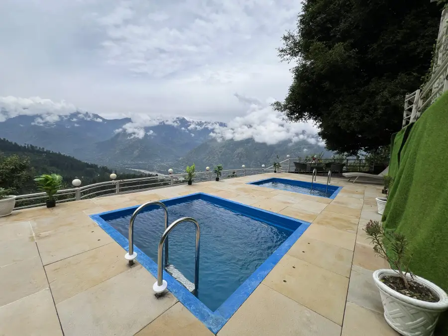 SaffronStays Interstellar, Manali