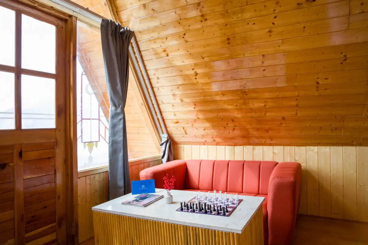 SaffronStays Interstellar, Manali