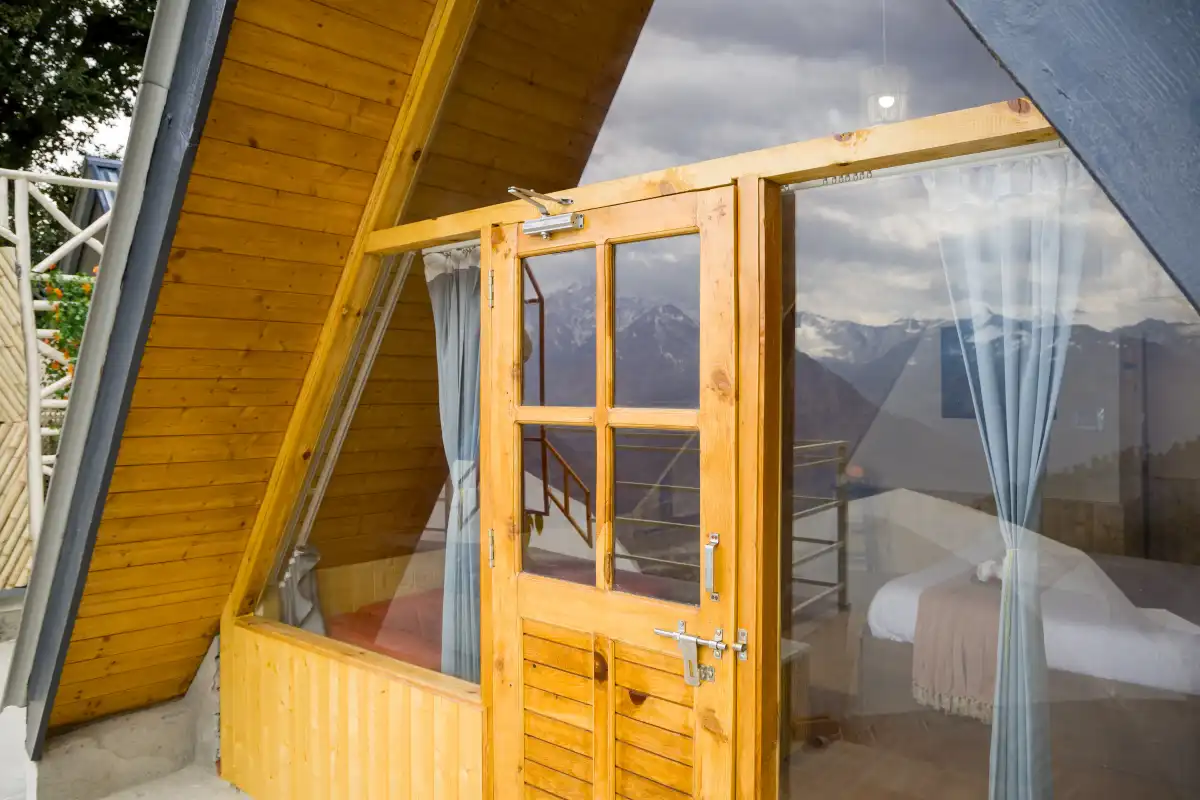 SaffronStays Interstellar, Manali