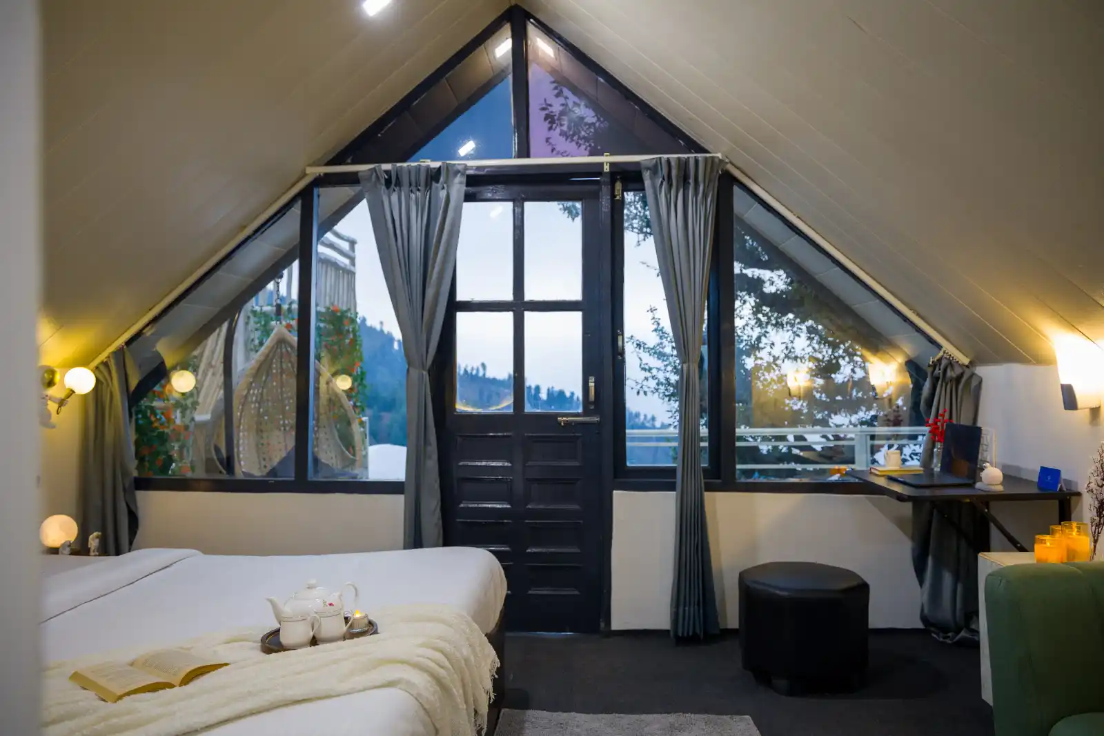 SaffronStays Interstellar, Manali