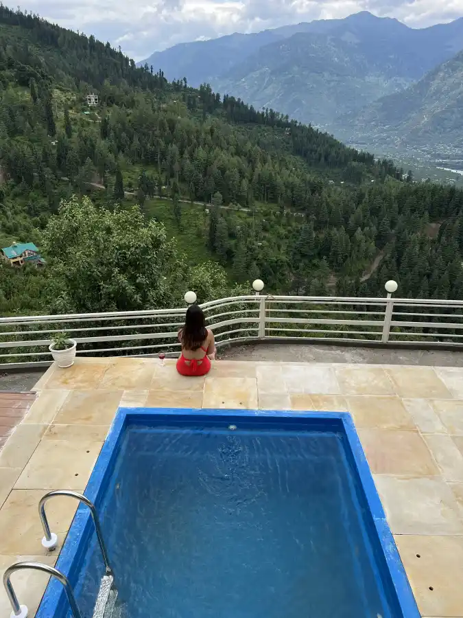 SaffronStays Interstellar, Manali