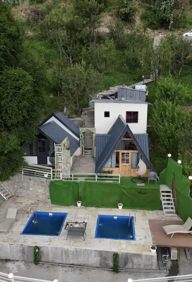 SaffronStays Interstellar, Manali