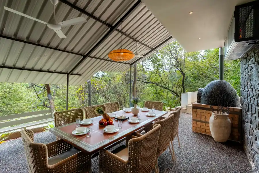 SaffronStays Inverlochy, Lonavala
