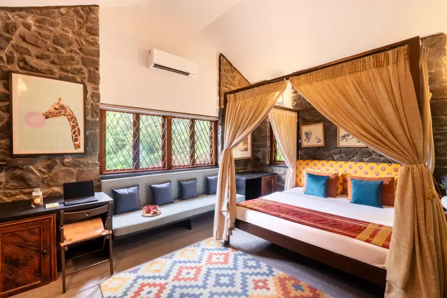 SaffronStays Inverlochy, Lonavala
