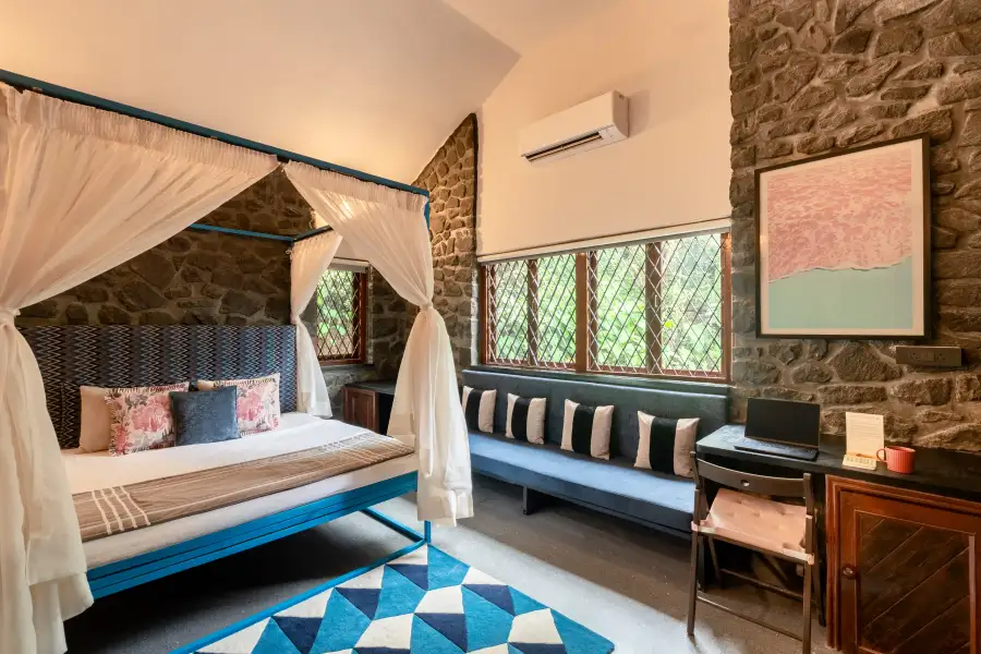 SaffronStays Inverlochy, Lonavala