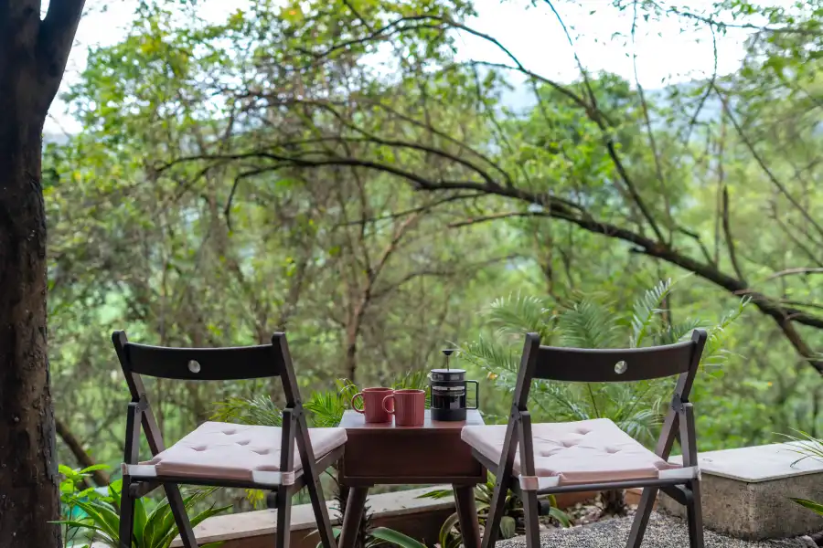 SaffronStays Inverlochy, Lonavala