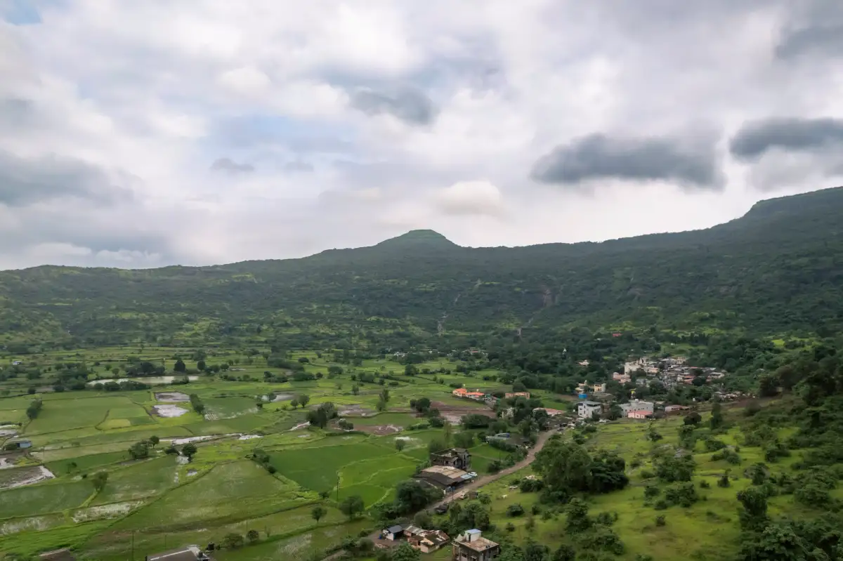 SaffronStays Inverlochy, Lonavala