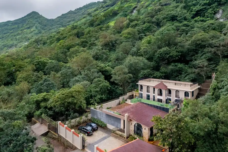 SaffronStays is, Mulshi