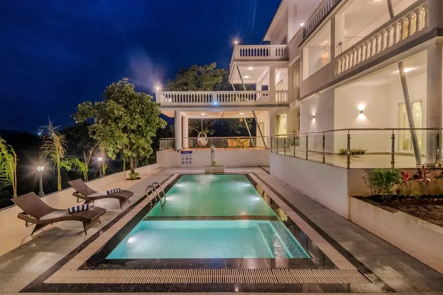 SaffronStays Ivory Mansion, Pen
