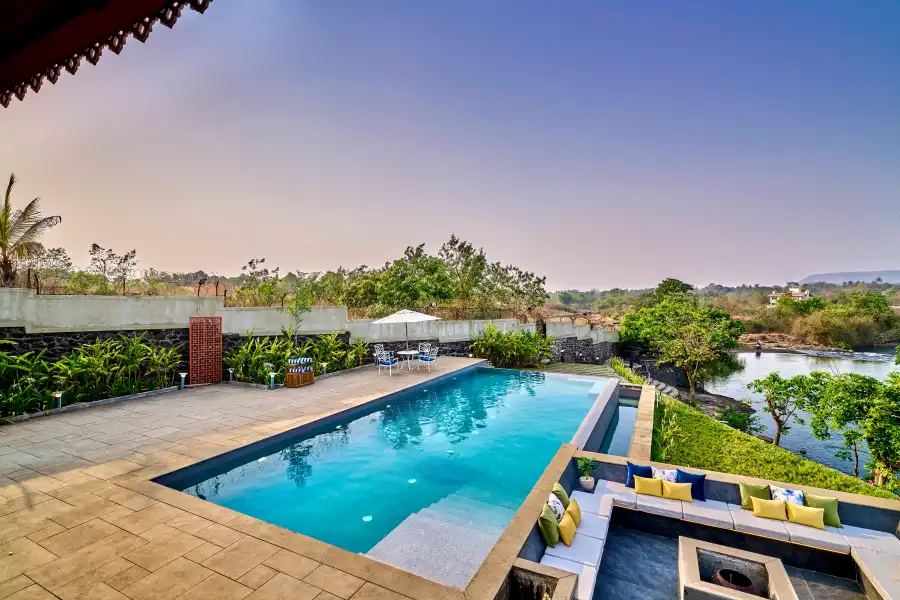 SaffronStays Jallosh, Karjat