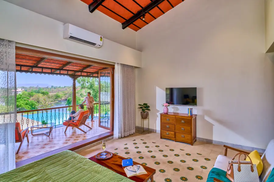 SaffronStays Jallosh, Karjat