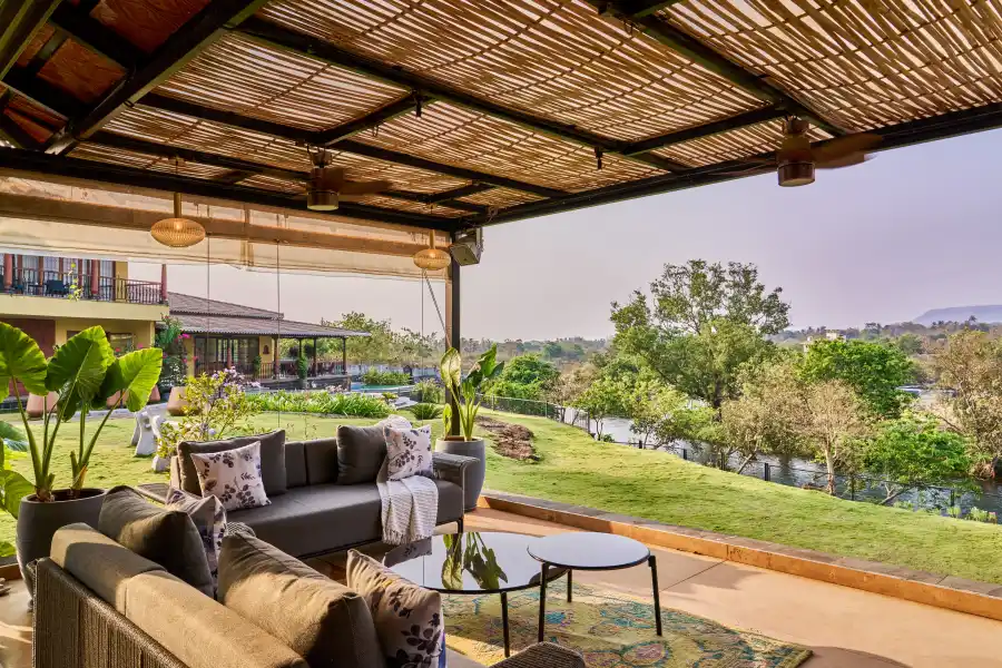 SaffronStays Jallosh, Karjat