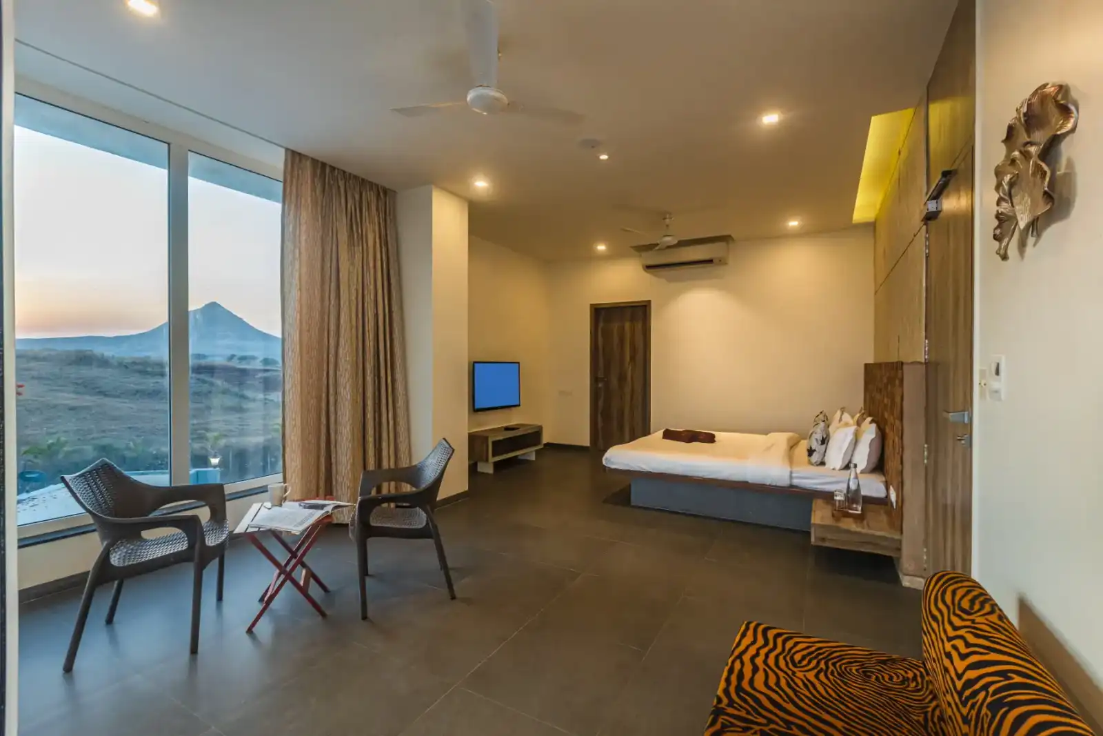 SaffronStays Jannat, Igatpuri