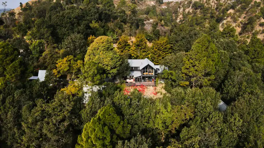 SaffronStays Junglee Murgi, Bhimtal