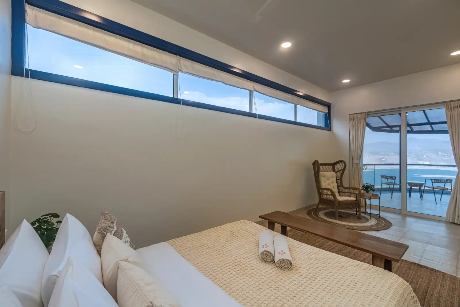 SaffronStays Kaia Waters, Pawna