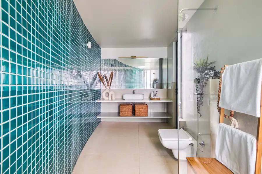 SaffronStays Kaia Waters, Pawna
