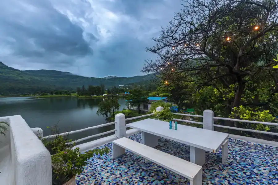SaffronStays Kairos Athena, Karjat