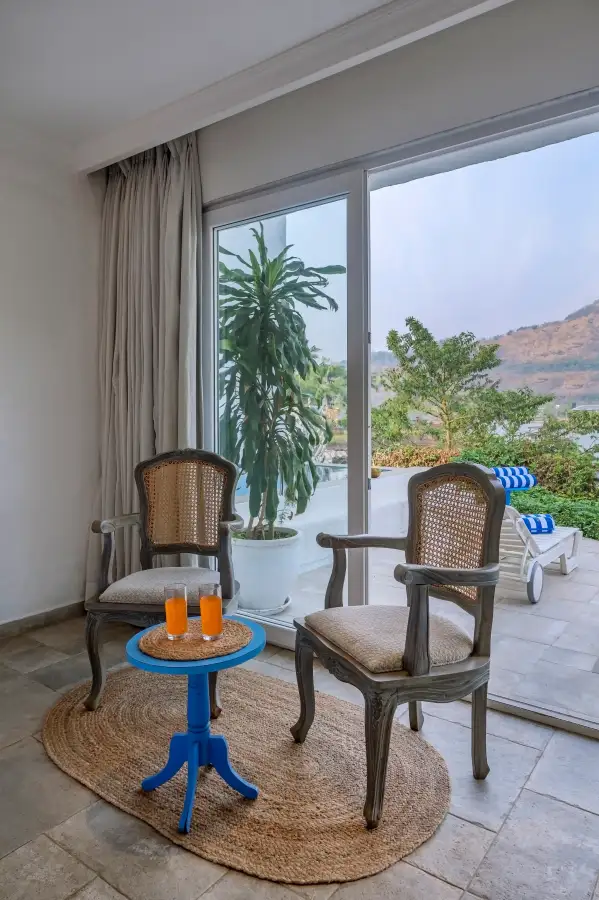 SaffronStays Kairos Athena, Karjat