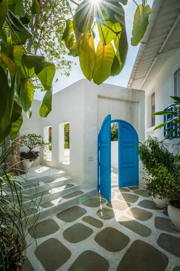 SaffronStays Kairos Greek, Karjat