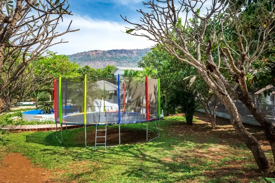 SaffronStays Kairos Greek, Karjat