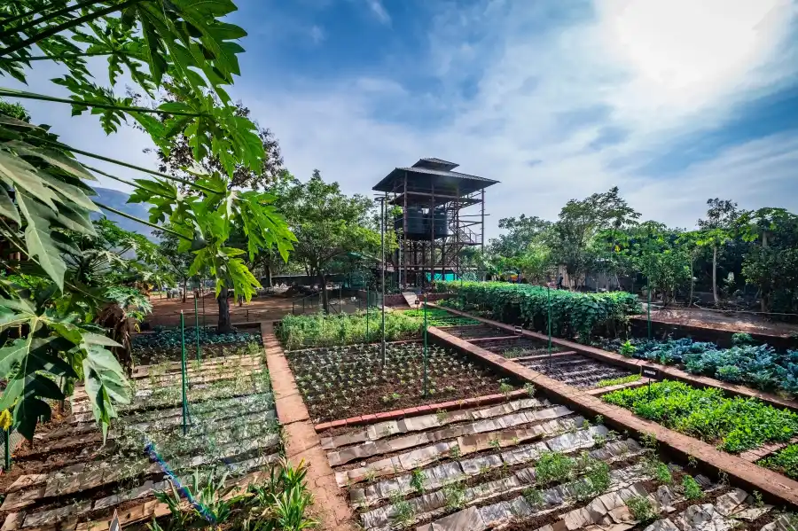SaffronStays Kairos Greek, Karjat