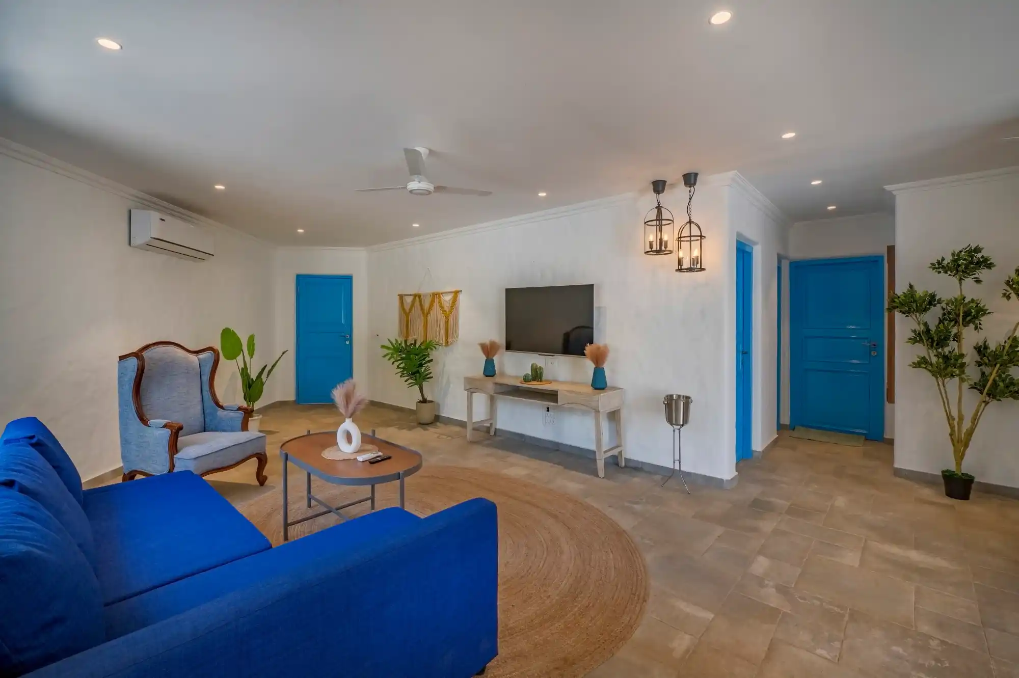 SaffronStays Kairos Greek, Karjat