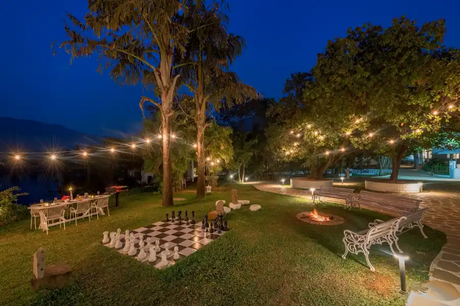 SaffronStays Kairos Greek, Karjat
