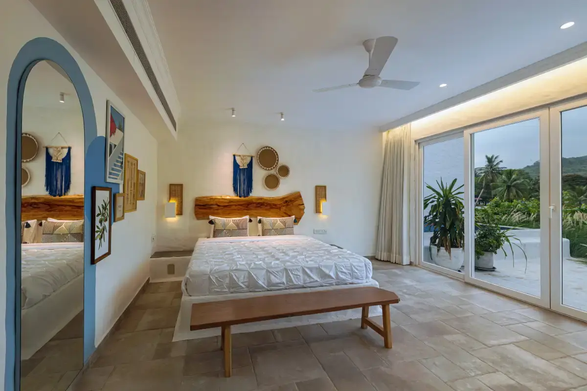 SaffronStays Kairos Greek, Karjat