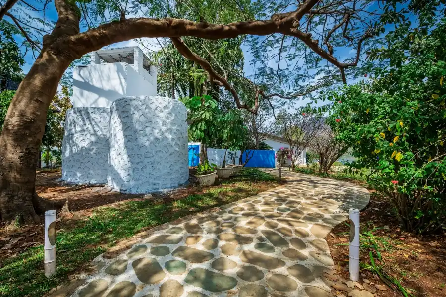 SaffronStays Kairos Iris, Karjat