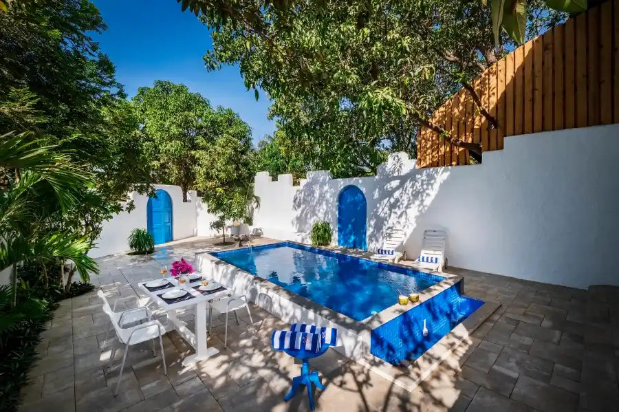 SaffronStays Kairos Iris, Karjat