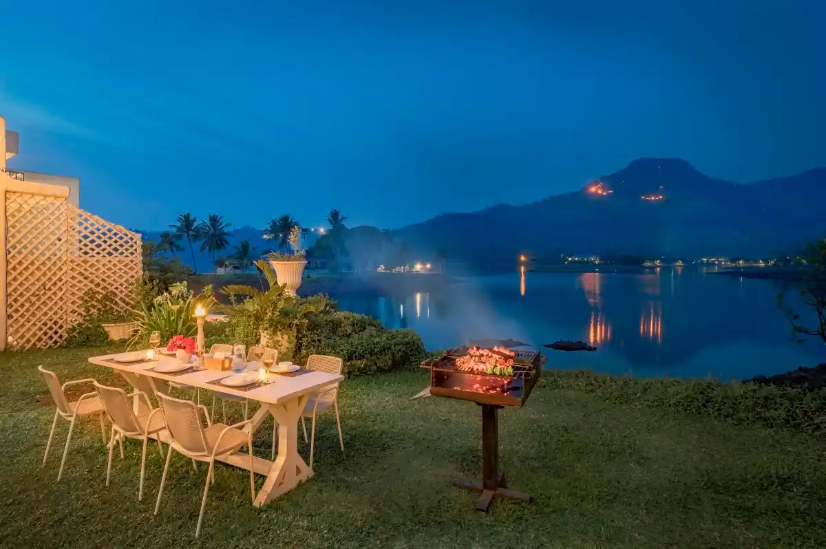SaffronStays Kairos Iris, Karjat