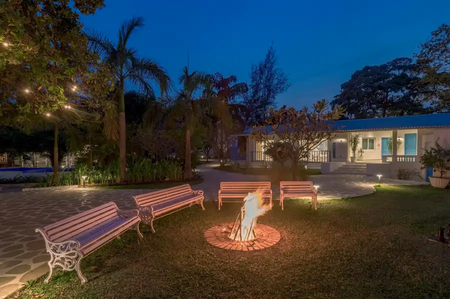 SaffronStays Kairos Iris, Karjat
