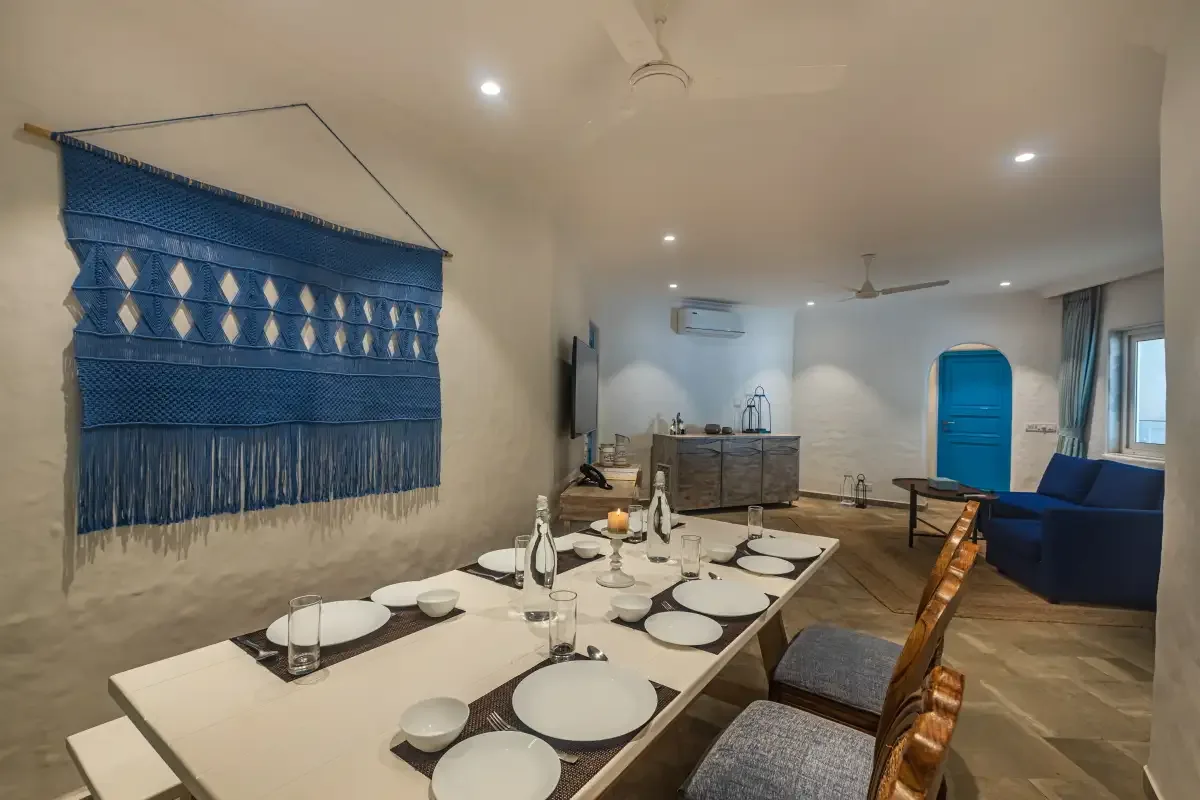 SaffronStays Kairos Zeus, Karjat
