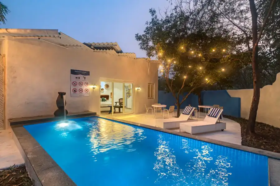 SaffronStays Kairos Zeus, Karjat