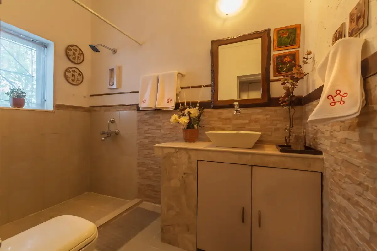 SaffronStays Kenwoods Farmstay, Vikramgad