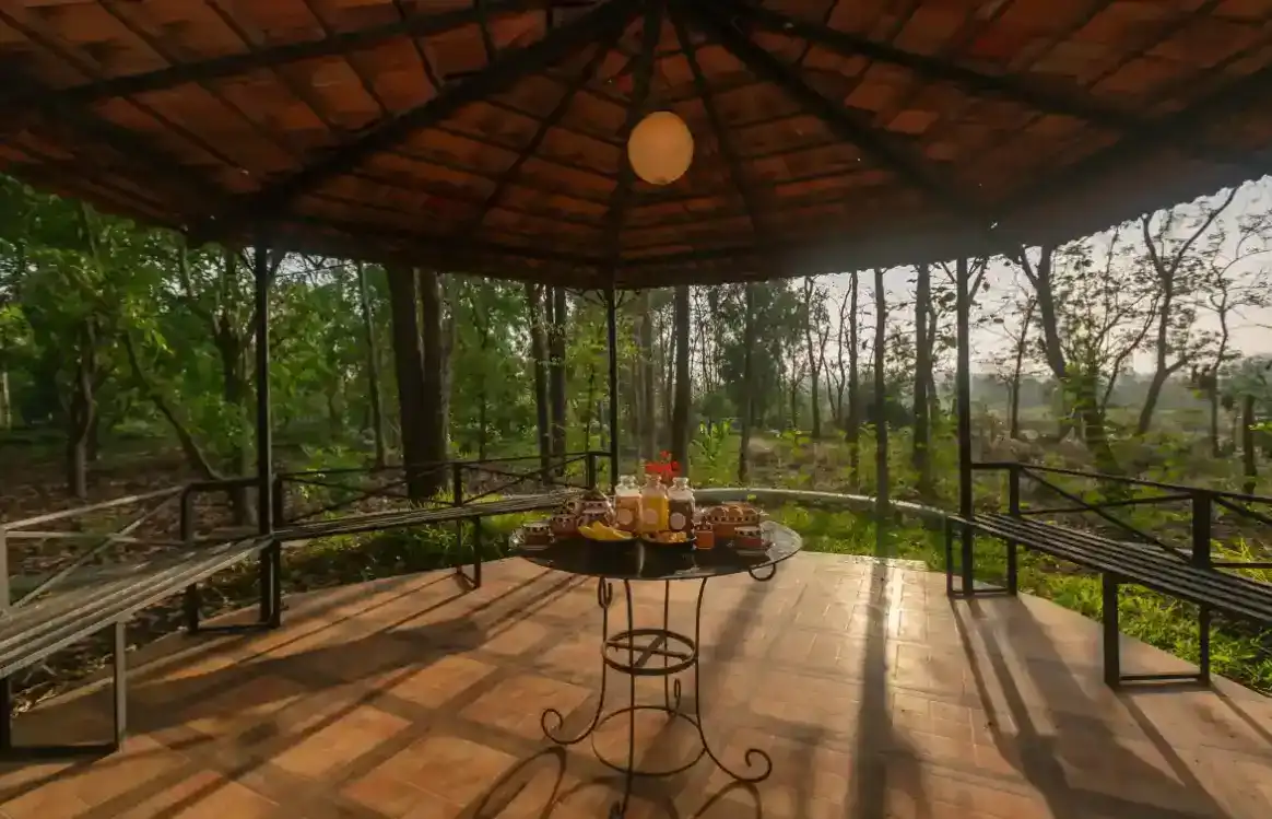 SaffronStays Kenwoods Farmstay, Vikramgad