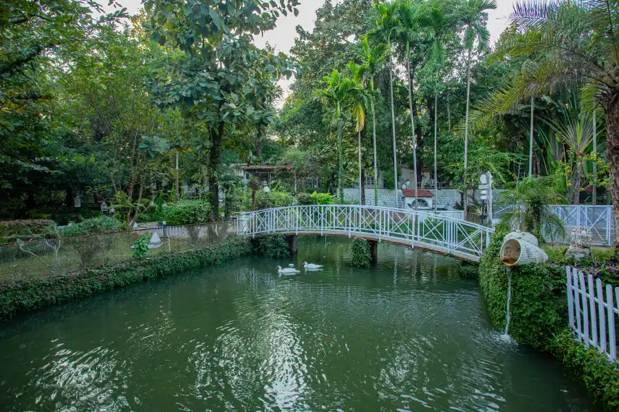 SaffronStays Kenwoods, Vikramgad