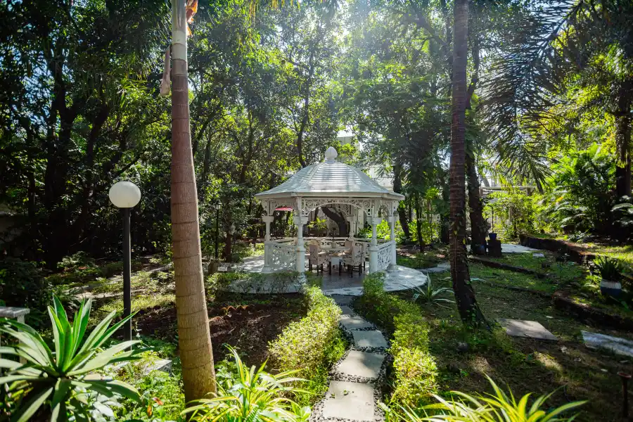 SaffronStays Kenwoods, Vikramgad