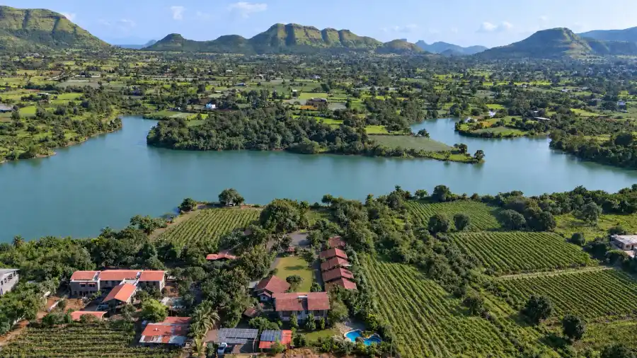SaffronStays Lake House, Nashik