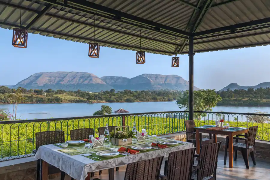 SaffronStays Lake House, Nashik