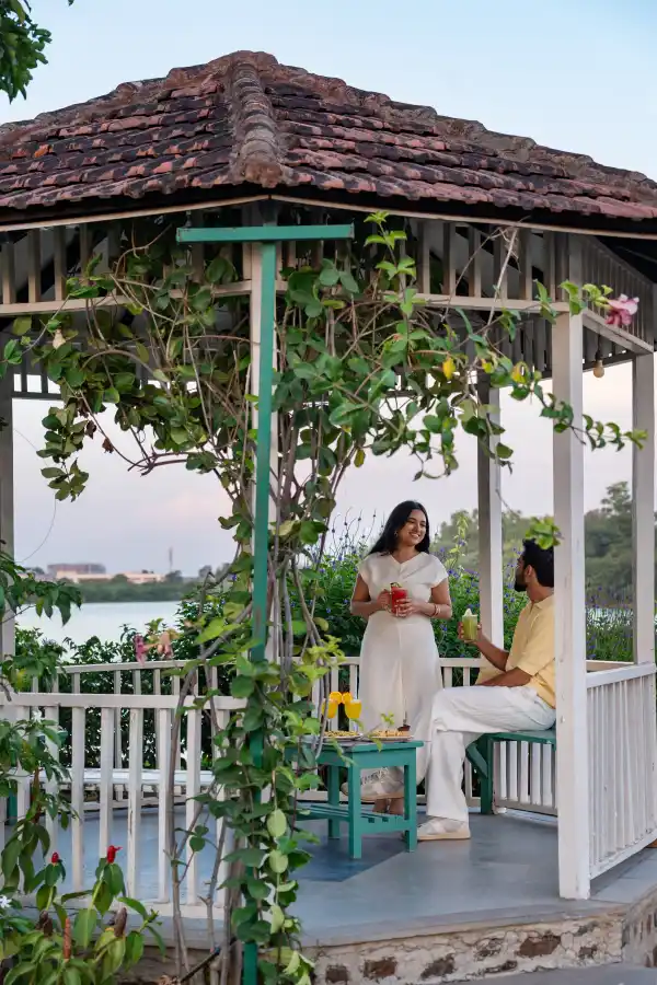 SaffronStays Lake House, Nashik