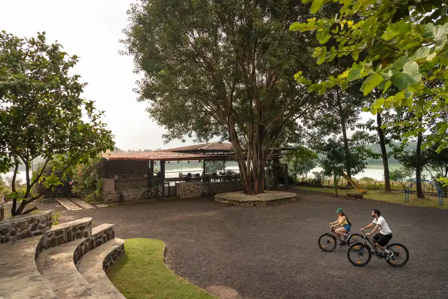 SaffronStays Lake House, Nashik