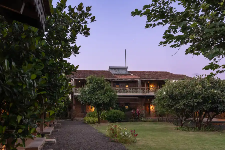 SaffronStays Lake House, Nashik